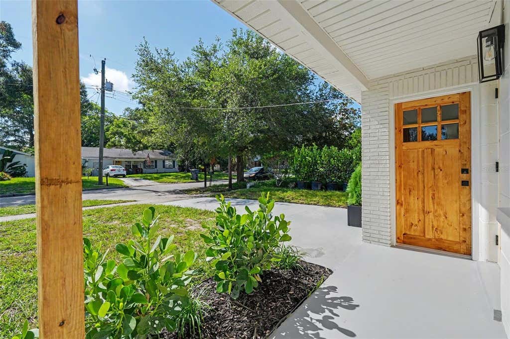 Photo of 6504 N 20th Street, Tampa, FL 33610 (MLS # TB8525442)