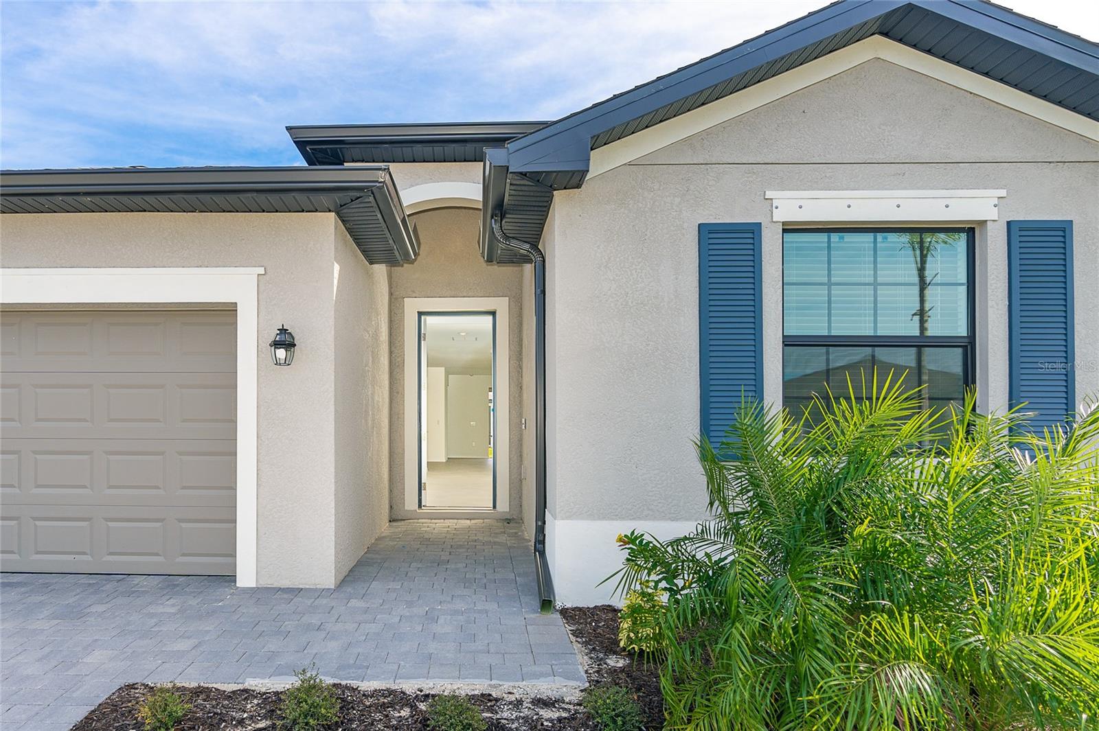 BISCAYNE LNDG NORTH - Residential Lease
