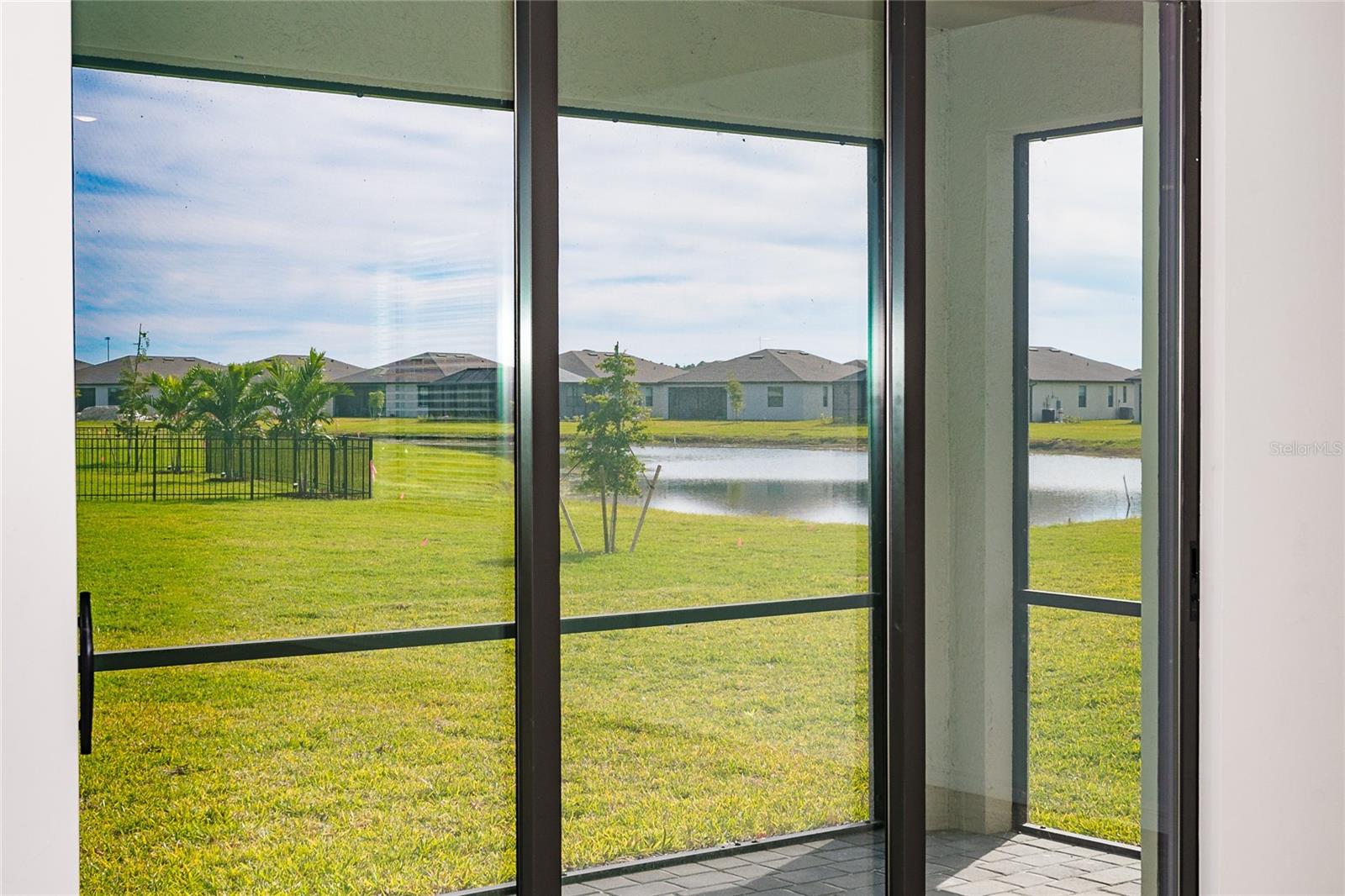 BISCAYNE LNDG NORTH - Residential Lease