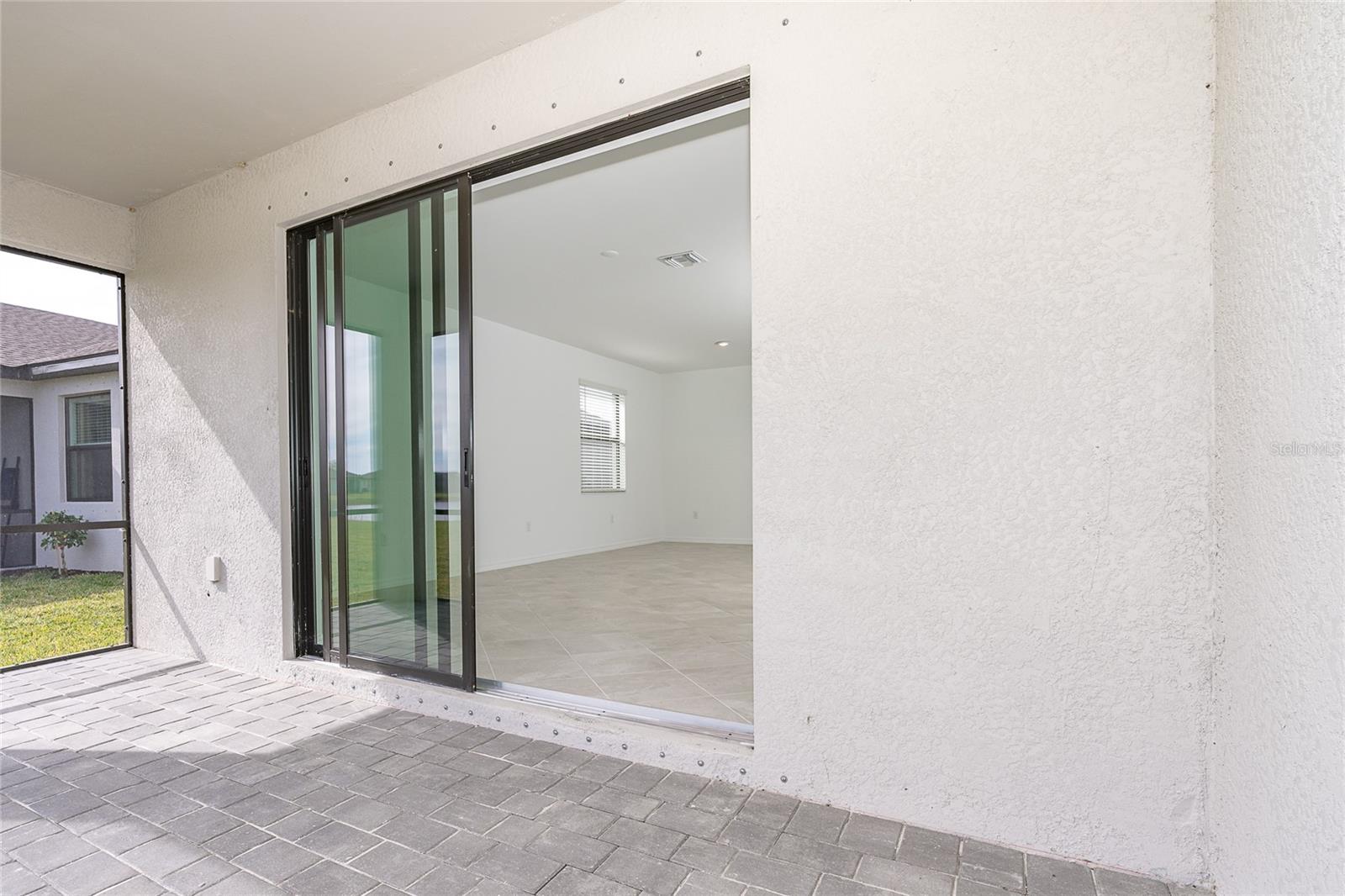 BISCAYNE LNDG NORTH - Residential Lease
