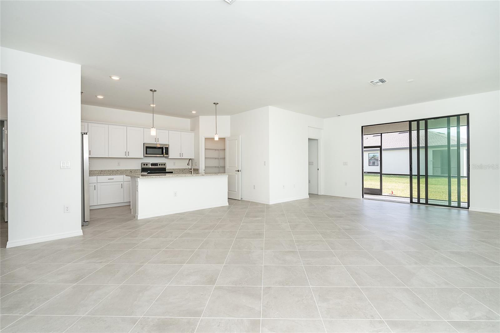 BISCAYNE LNDG NORTH - Residential Lease