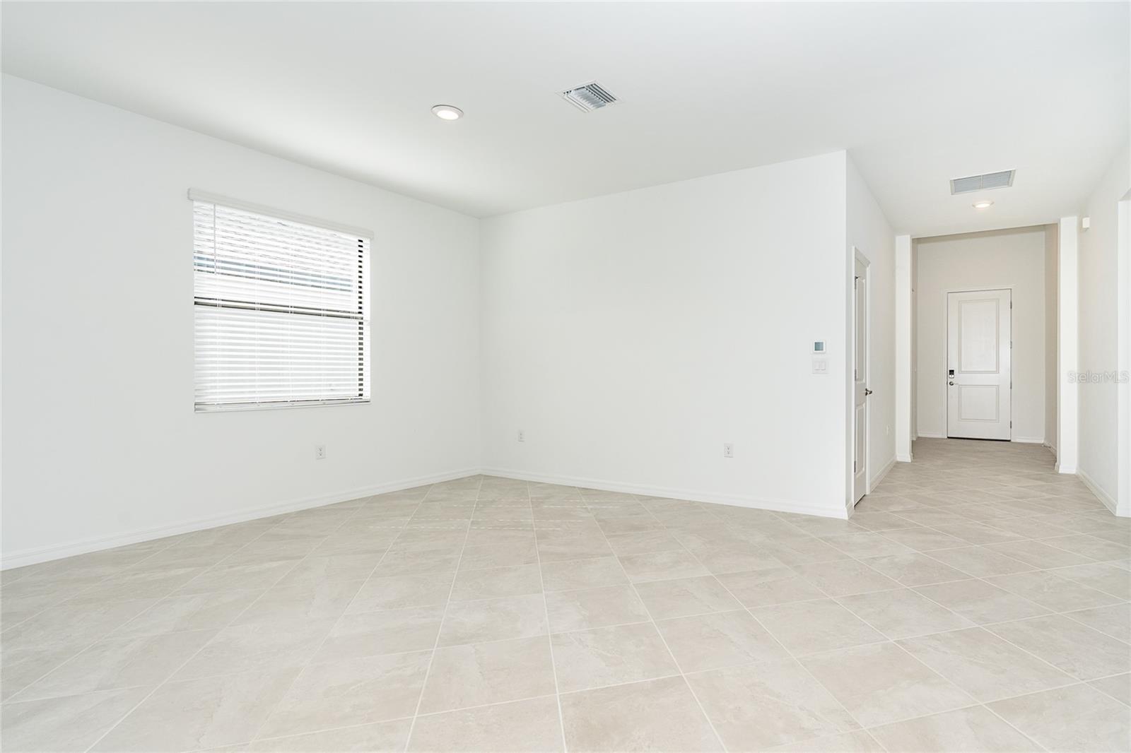 BISCAYNE LNDG NORTH - Residential Lease