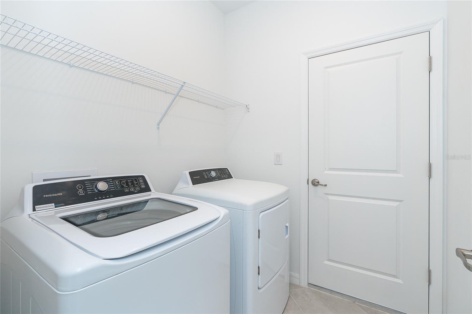BISCAYNE LNDG NORTH - Residential Lease