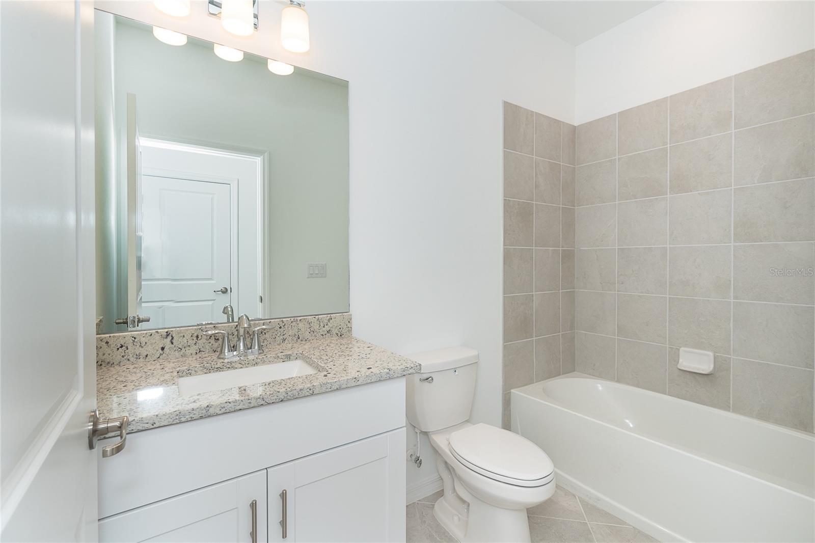 BISCAYNE LNDG NORTH - Residential Lease