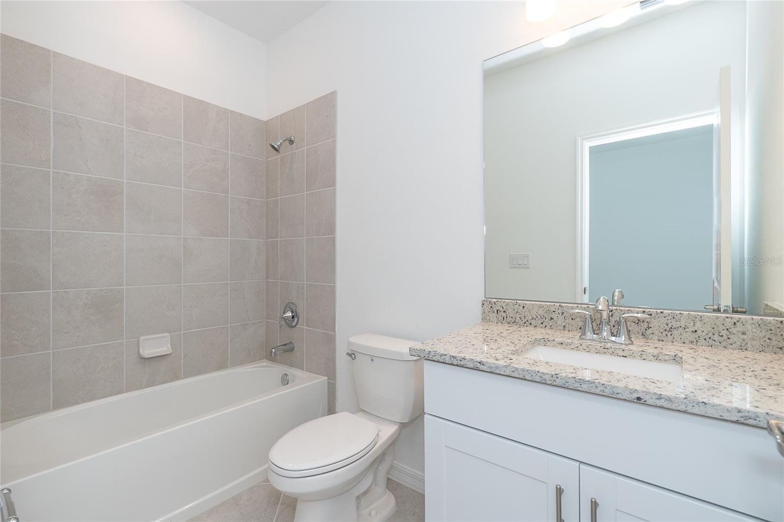 BISCAYNE LNDG NORTH - Residential Lease