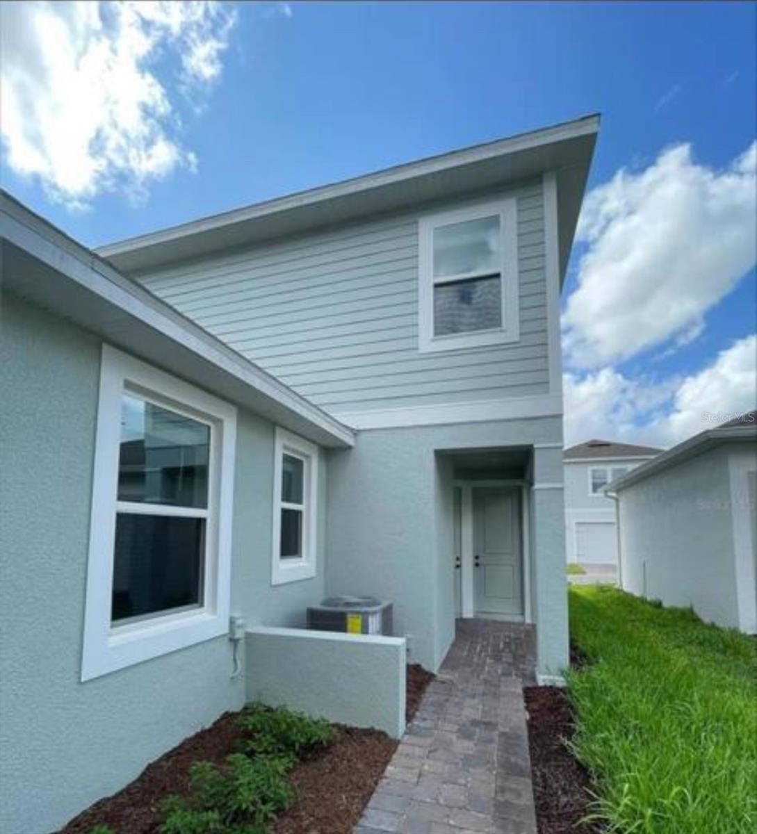 One or more photo(s) has been virtually staged. Beautiful 1 bedroom and 1 bathroom apartment for rent in Horizon West, Winter Garden. Modern and spacious garage apartment with a private entrance located in a very desirable area. ALL SERVICES INCLUDED. washer and Dryer in unit. Close by Disney, restaurants, Great Schools, Shopping center and more.