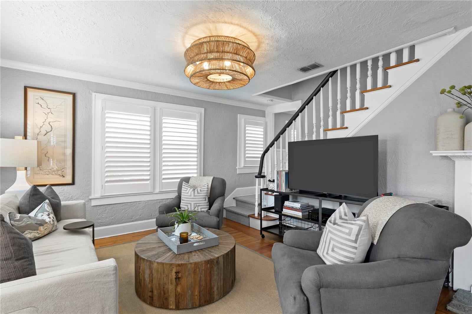 310 26TH AVE N