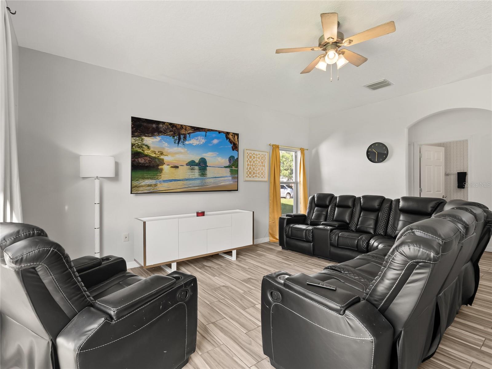 BRIGHTON LAKES PH 1 - Residential