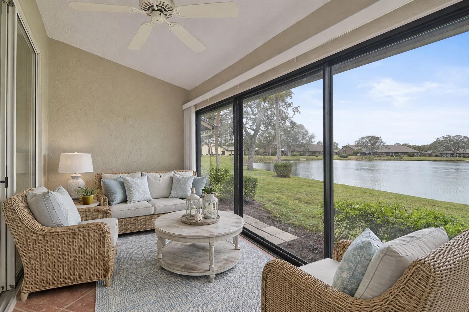 WOODLAKE VILLAS AT PALM-AIRE X - Residential