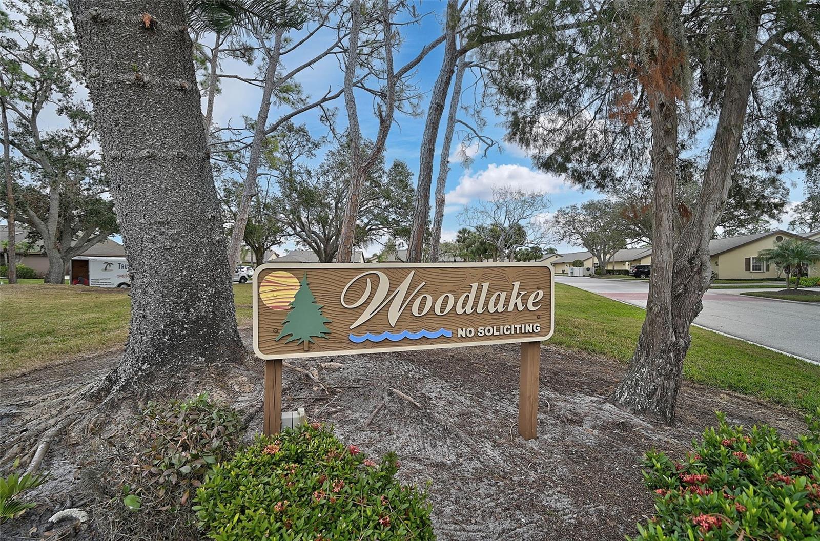 WOODLAKE VILLAS AT PALM-AIRE X - Residential
