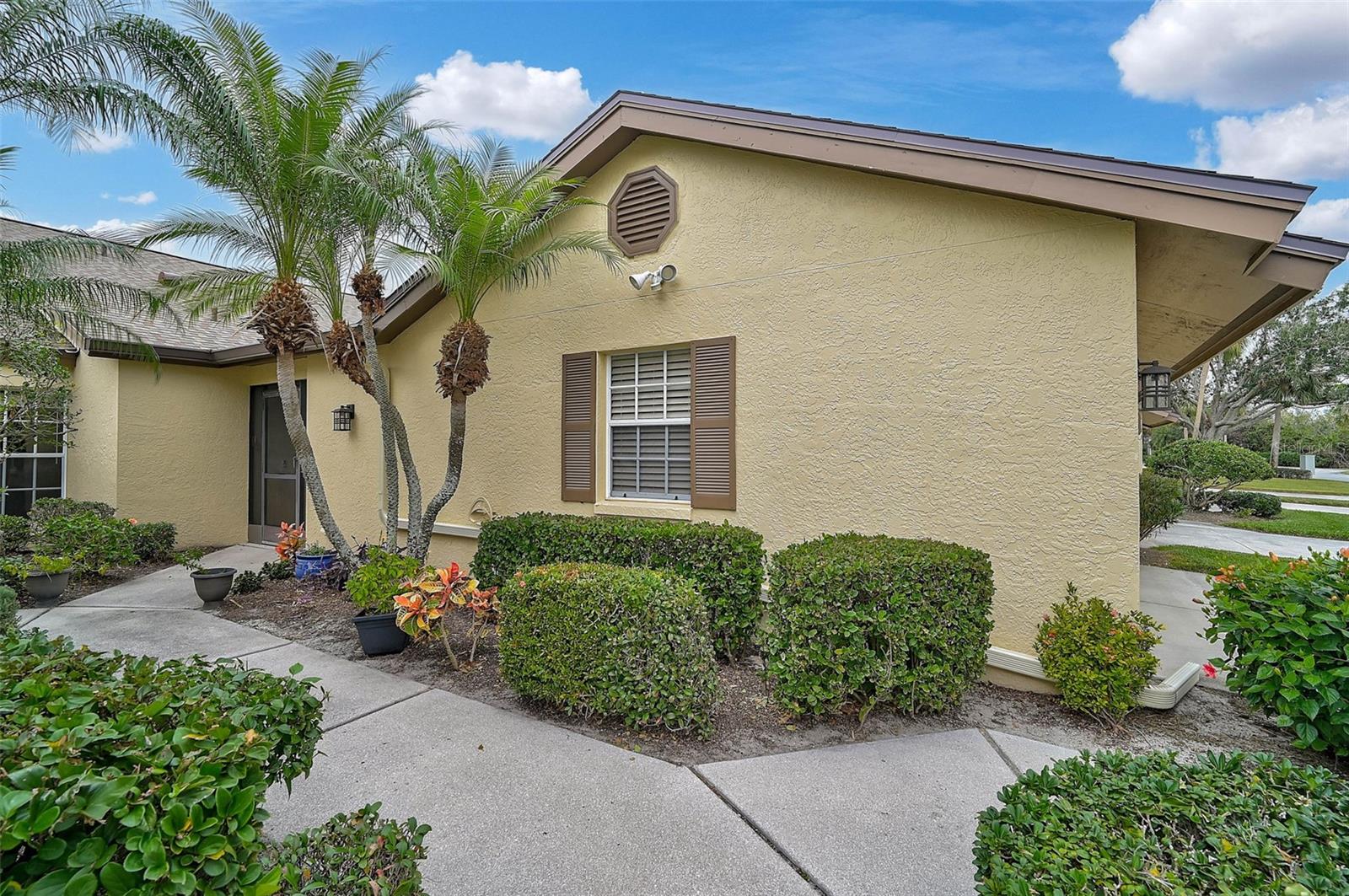 7146 LAKESIDE DRIVE