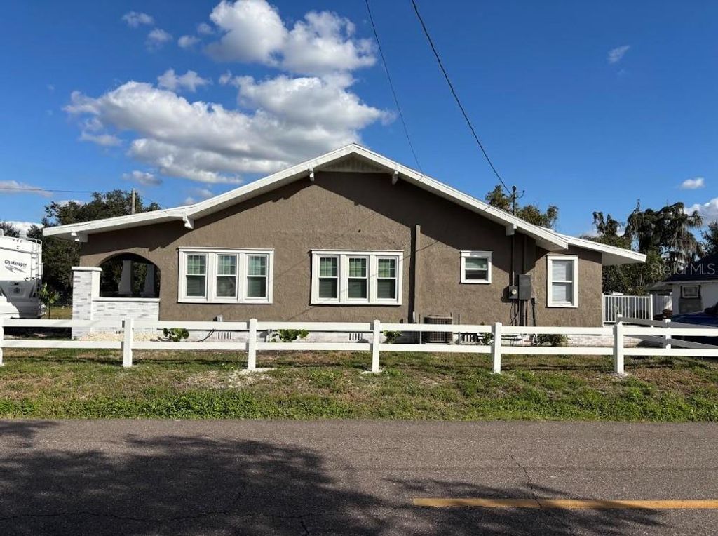 Photo of 2403 Burns Street, Lakeland, FL 33801 (MLS # TB8486947)