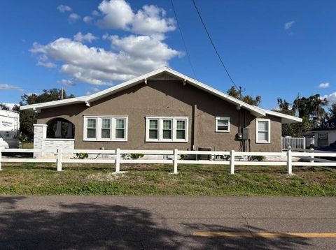 2403 BURNS STREET LAKELAND FL 33801