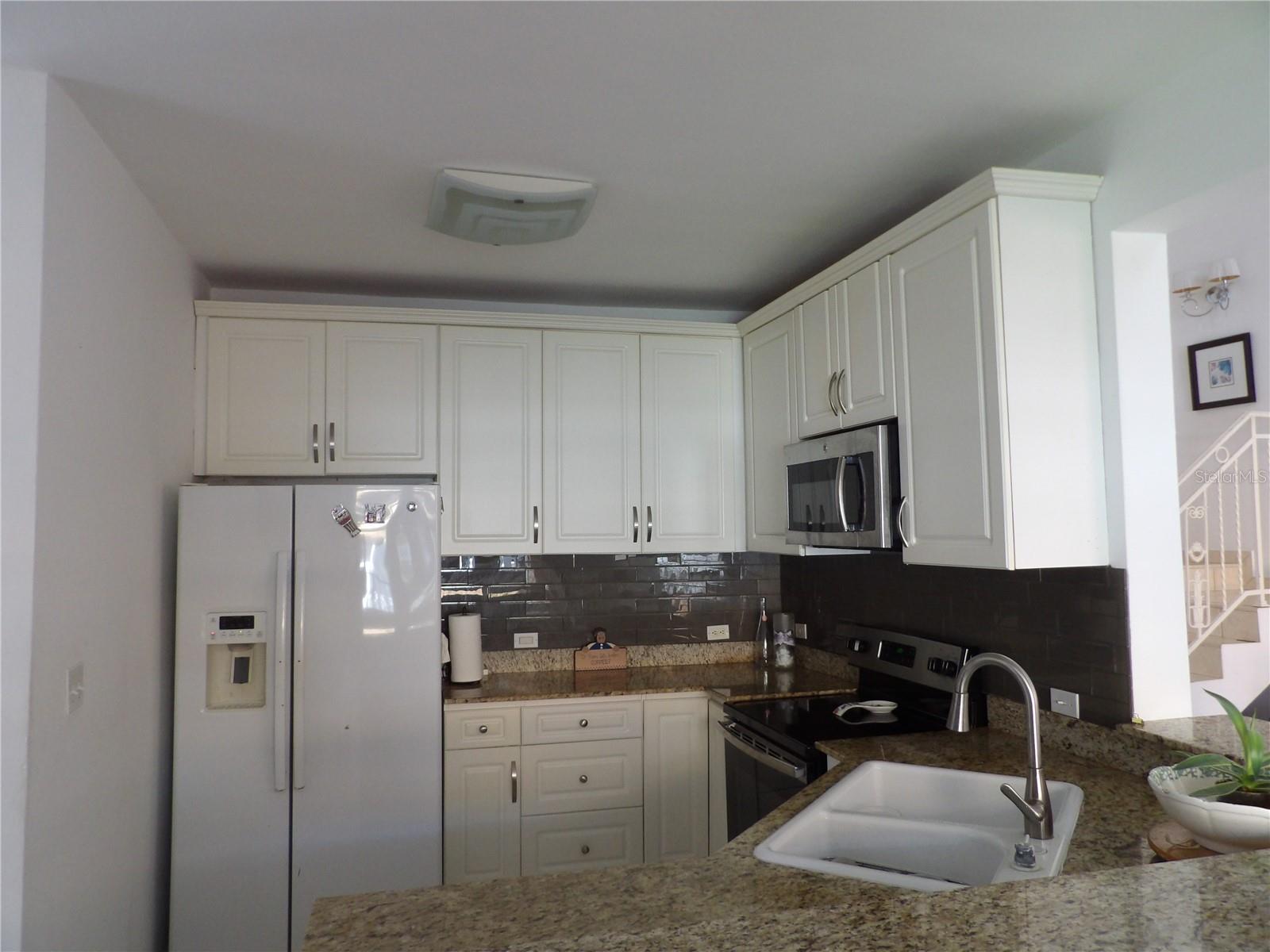 BRIGHTON COUNTRY CLUB - Residential