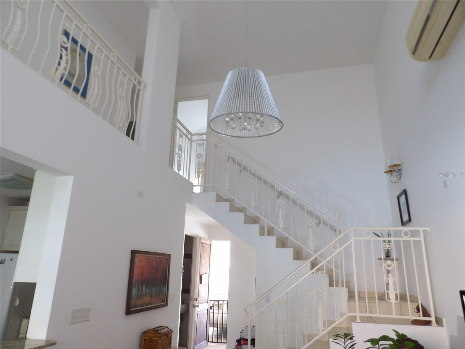 BRIGHTON COUNTRY CLUB - Residential