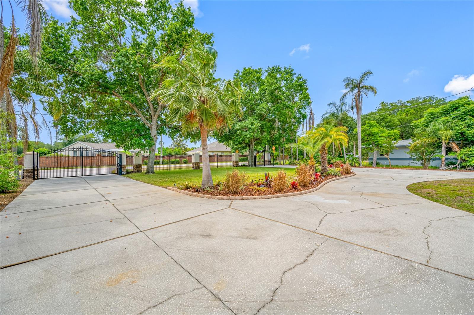 UNPLATTED - Residential