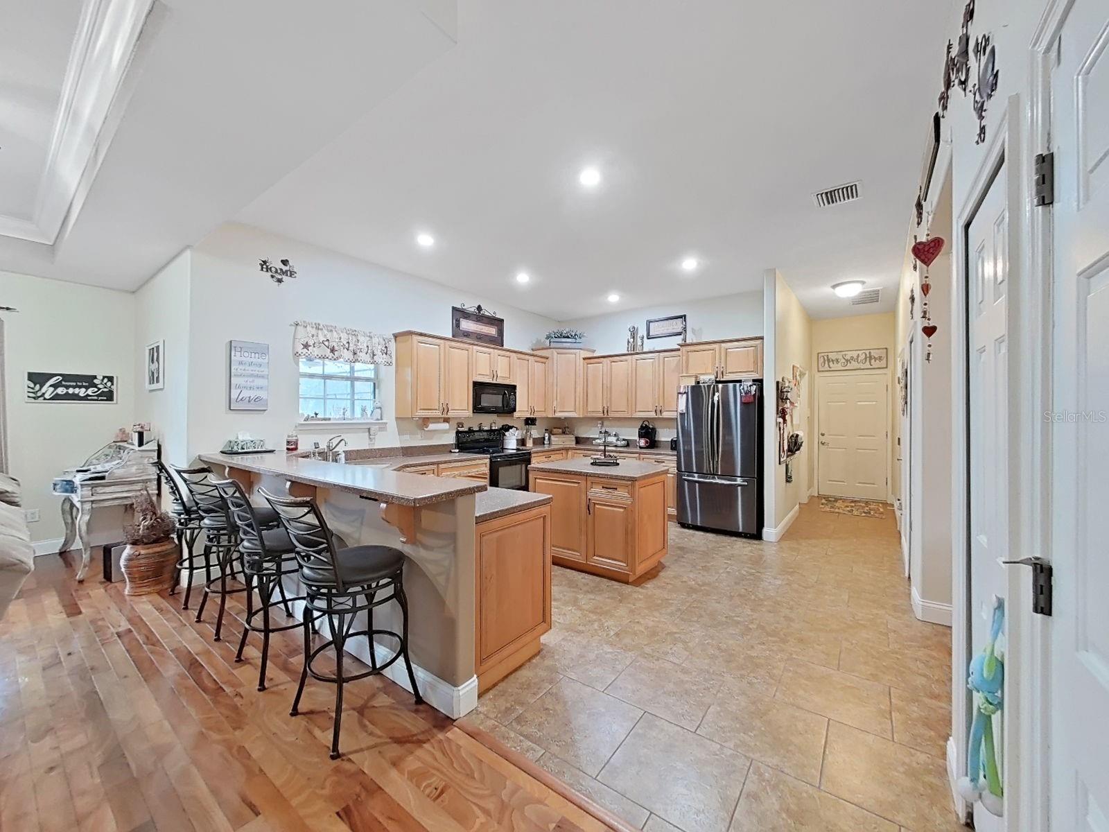 INDIAN OAKS HILLS - Residential