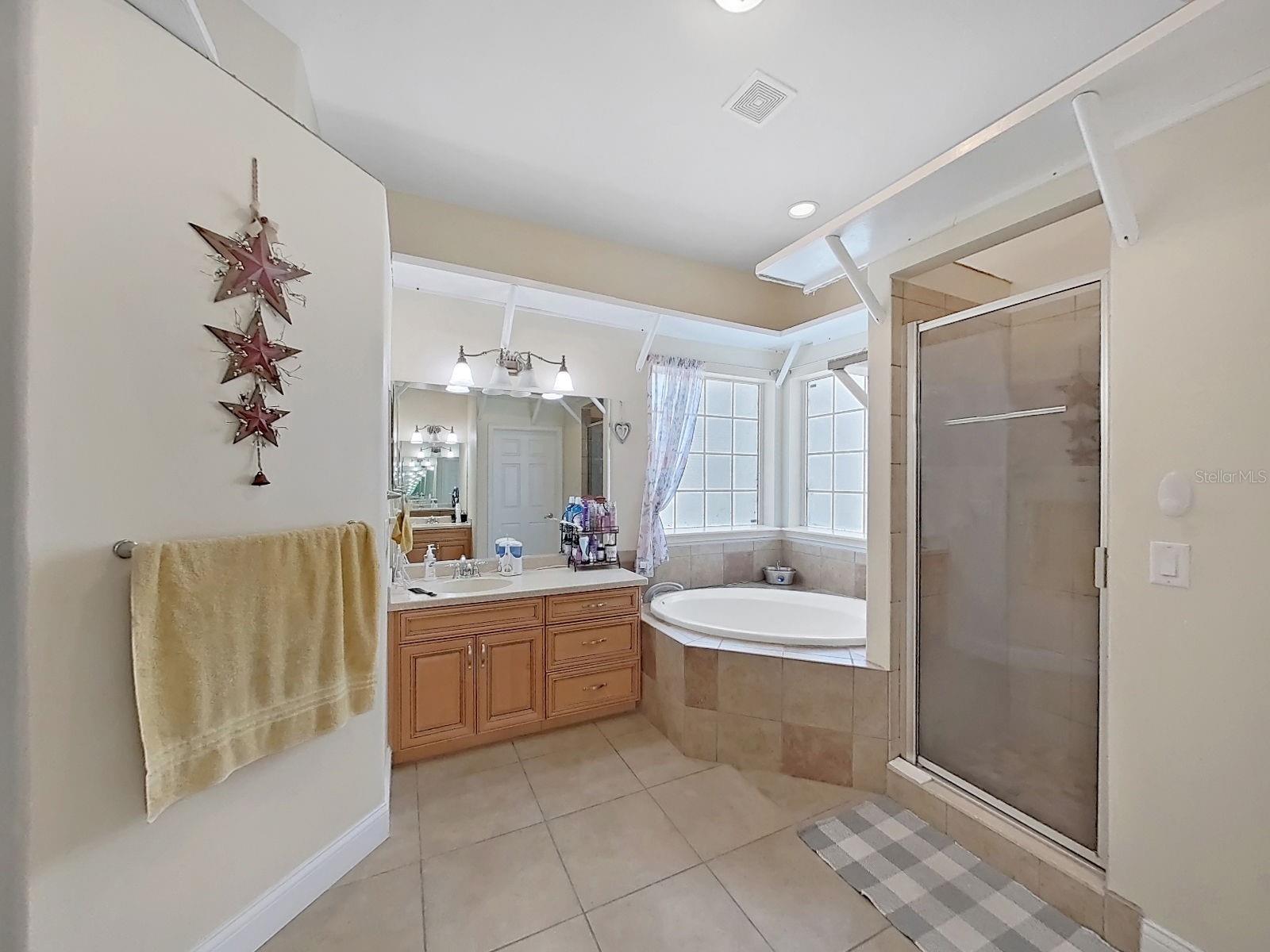 INDIAN OAKS HILLS - Residential