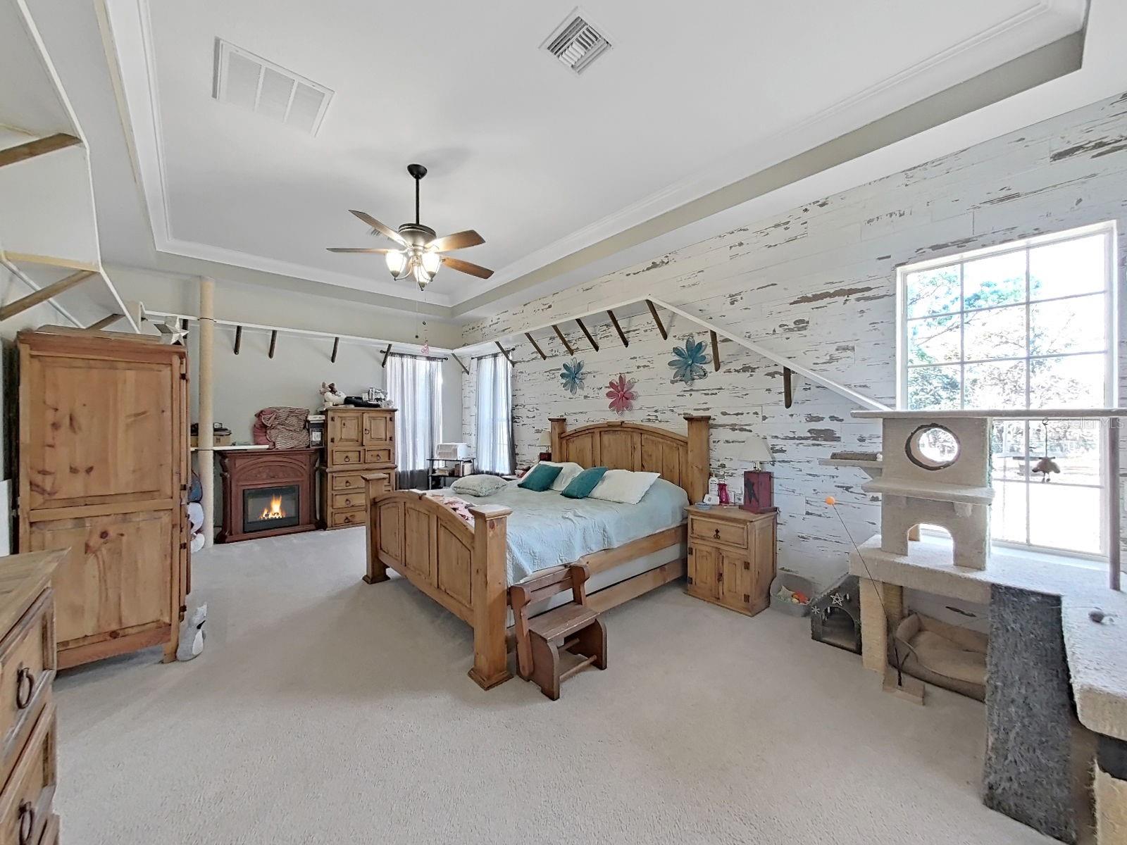 INDIAN OAKS HILLS - Residential