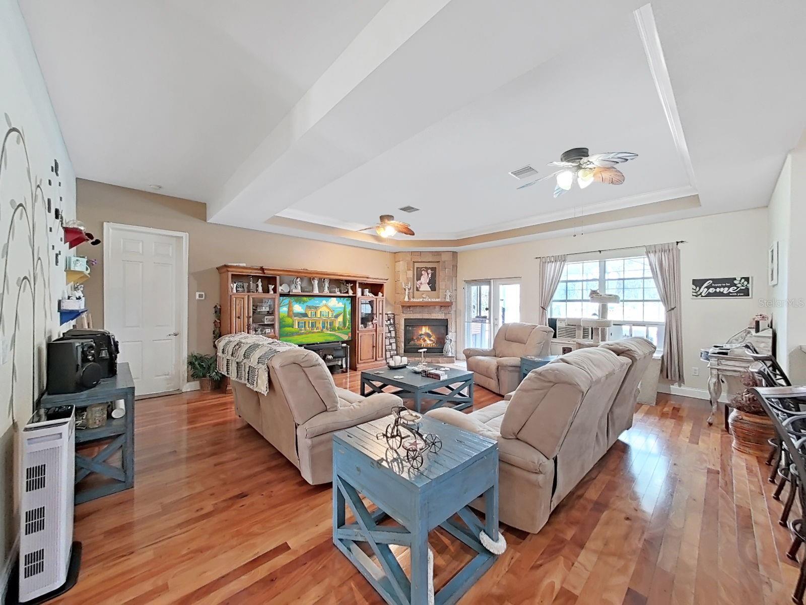 INDIAN OAKS HILLS - Residential