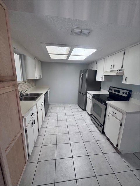 Tiny photo for 8947 SW 108th Place, Ocala, FL 34481 (MLS # OM724274)