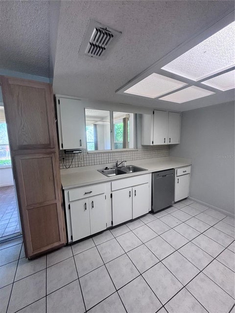 Tiny photo for 8947 SW 108th Place, Ocala, FL 34481 (MLS # OM724274)