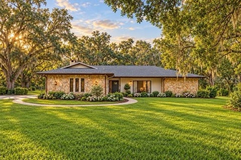 Photo of 11795 SW Highway 484, Dunnellon, FL 34432 (MLS # O6423543)