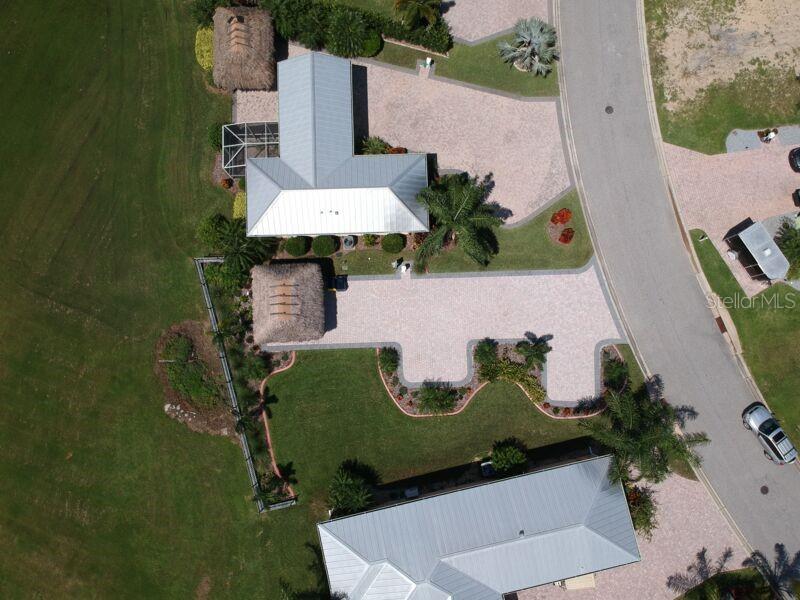 BAY LAKE RESIDENCE - Land