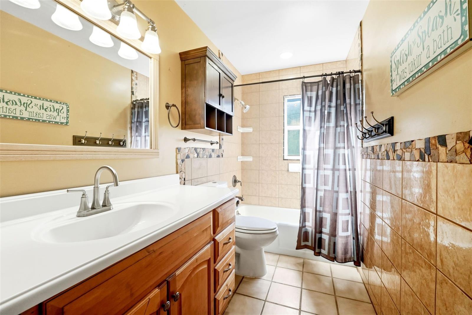 PINE LAKE ESTATES UNIT 4 - Residential
