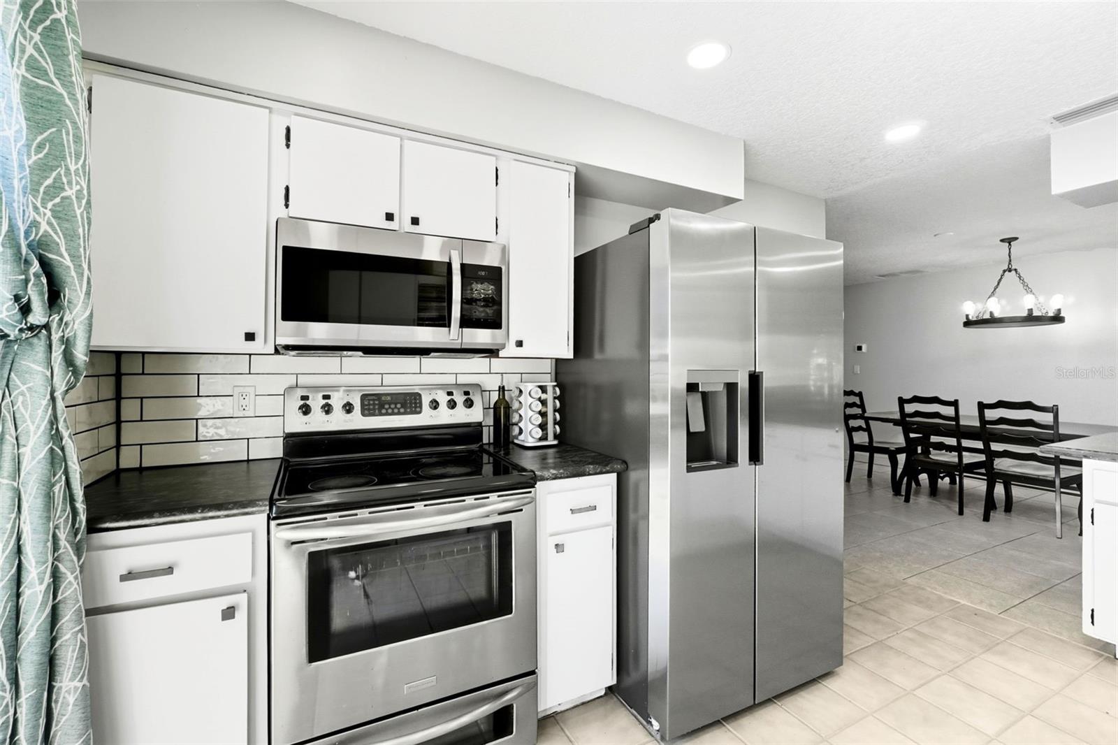 PINE LAKE ESTATES UNIT 4 - Residential