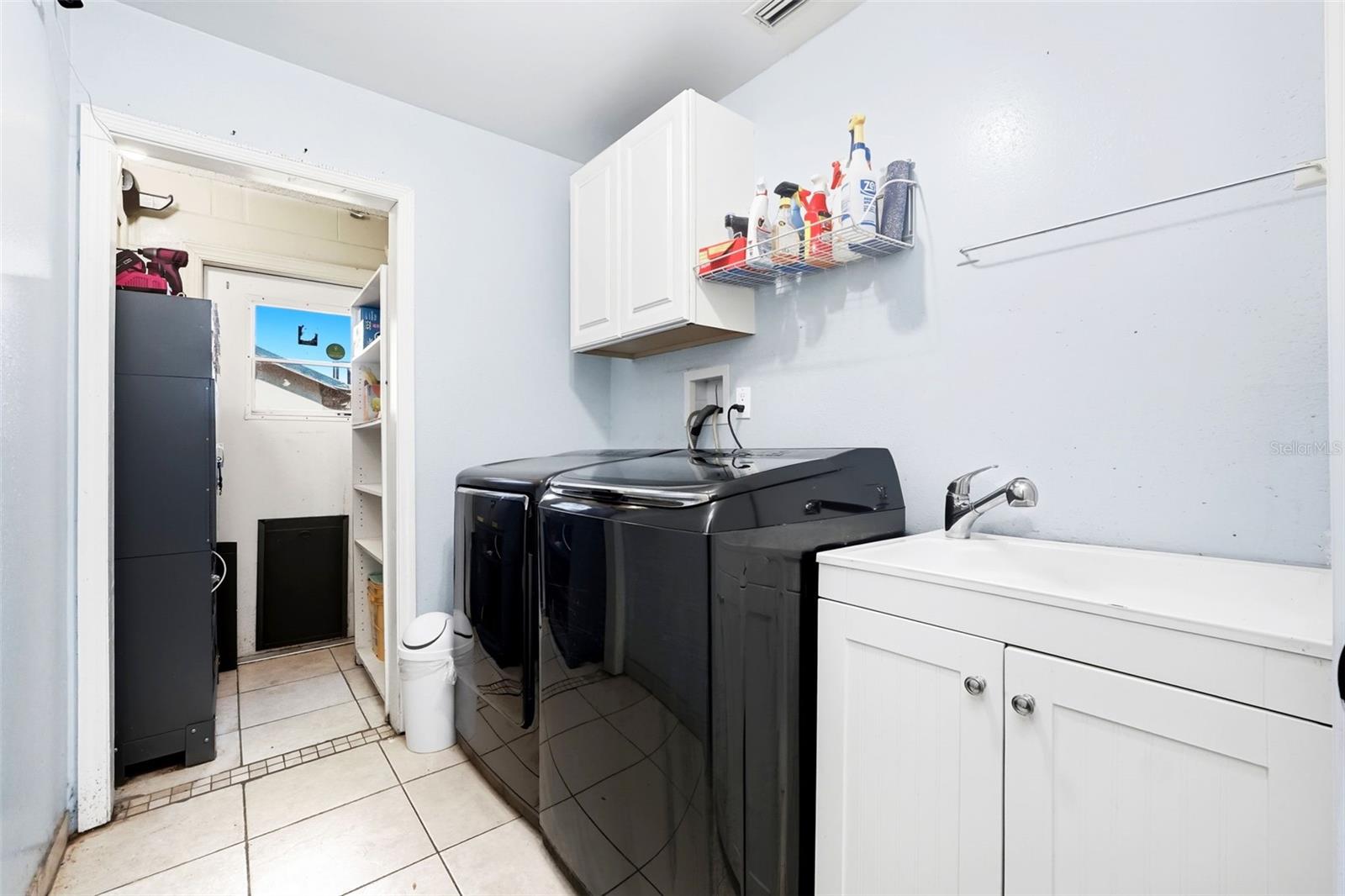 PINE LAKE ESTATES UNIT 4 - Residential