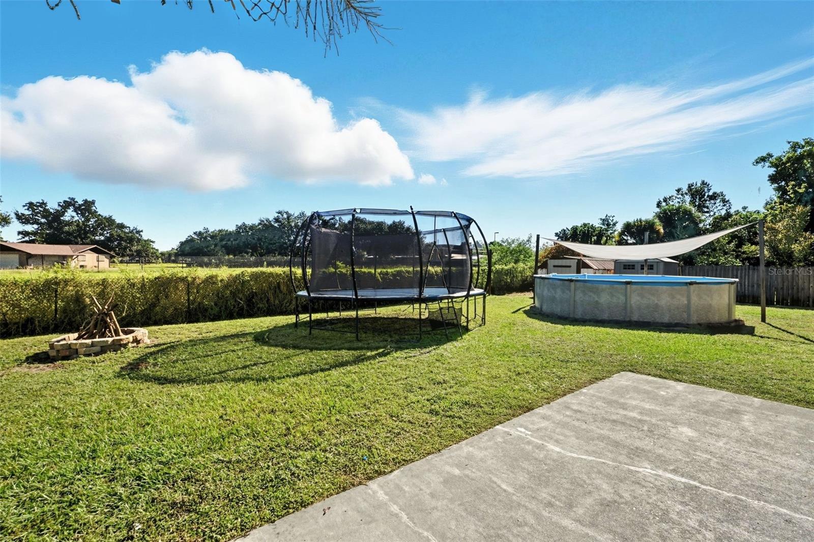 PINE LAKE ESTATES UNIT 4 - Residential