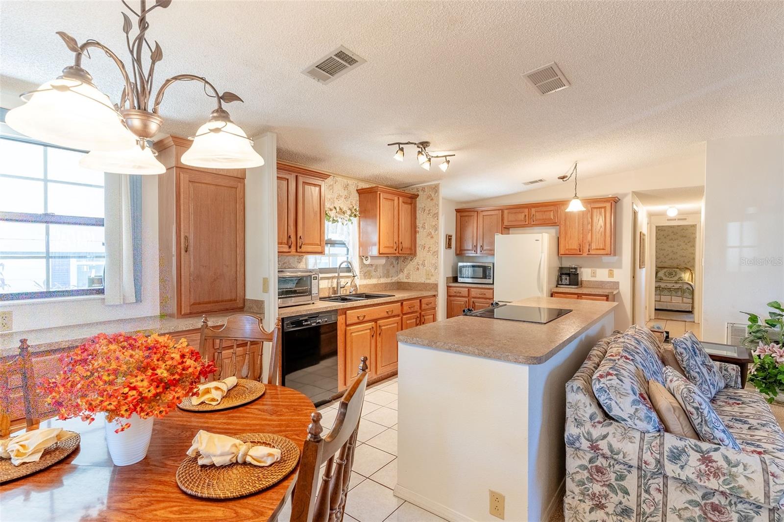 OAKWOOD ESTS - Residential