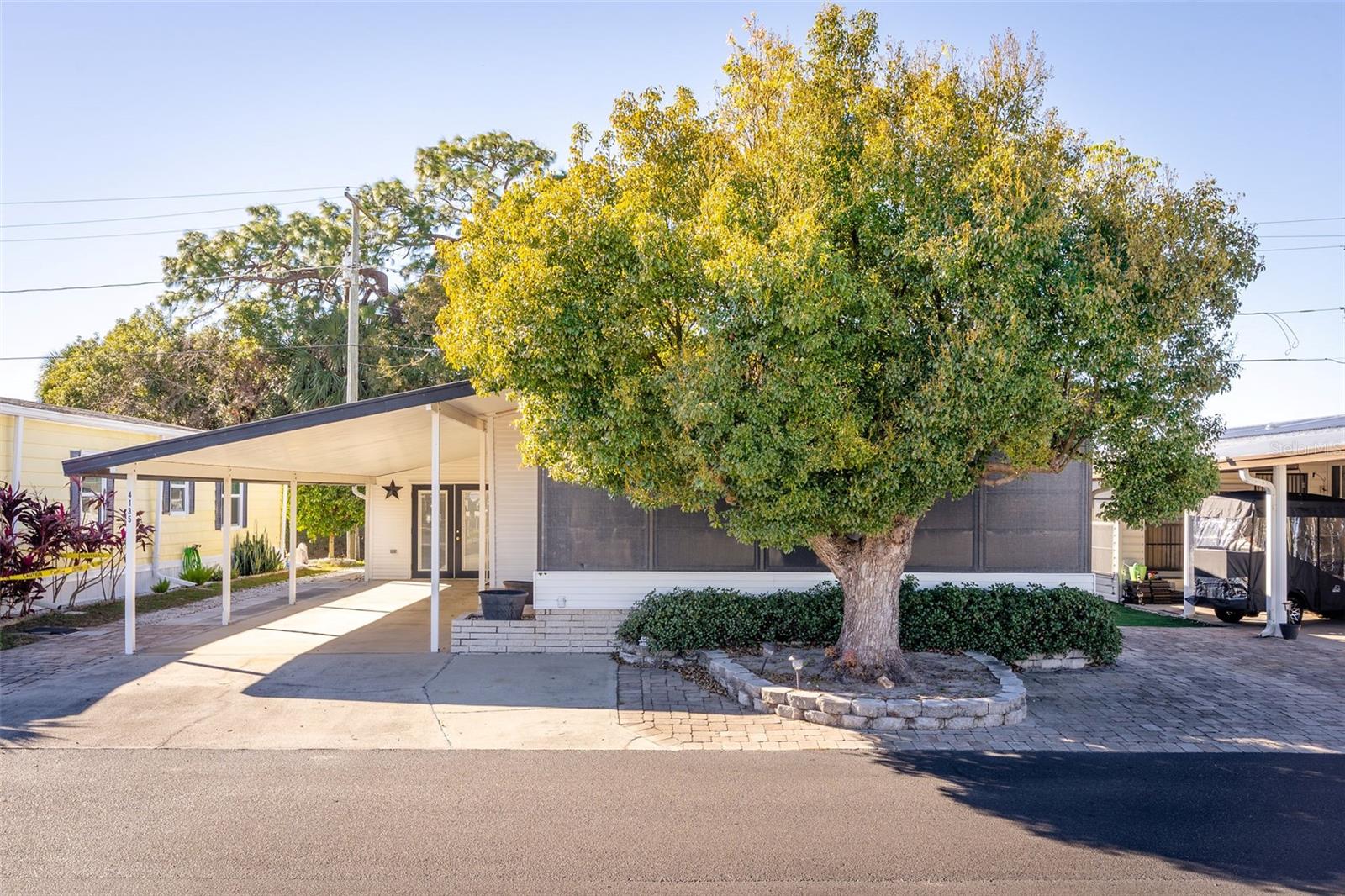 OAKWOOD ESTS - Residential