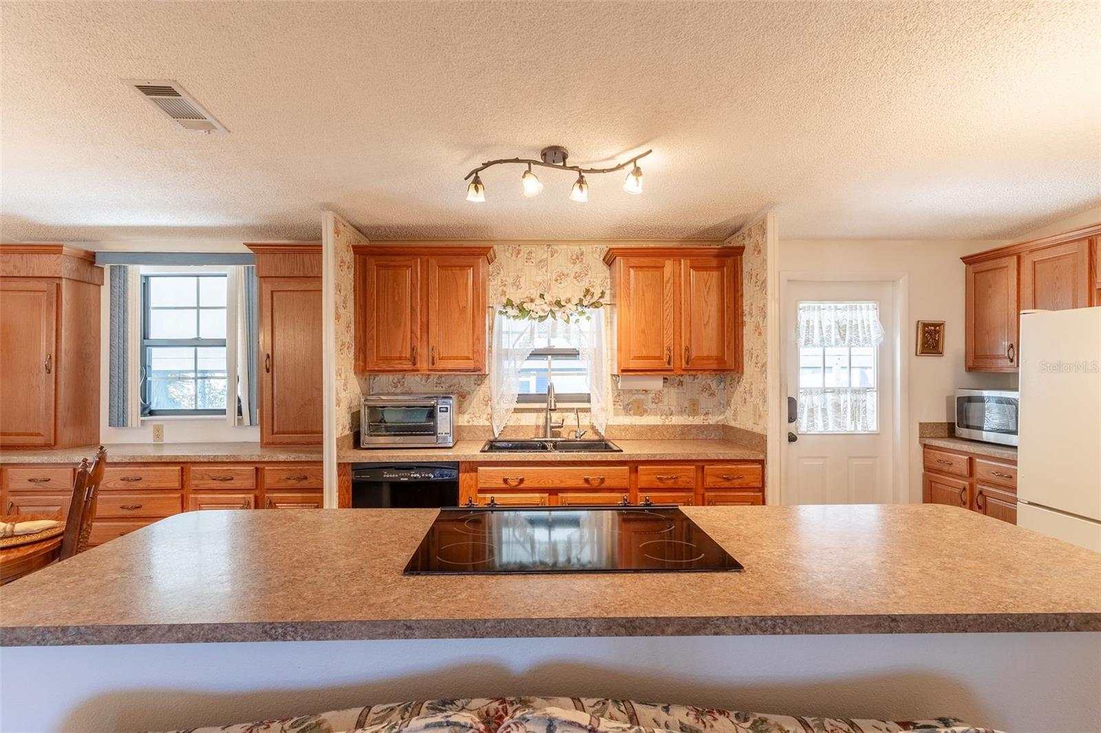 OAKWOOD ESTS - Residential