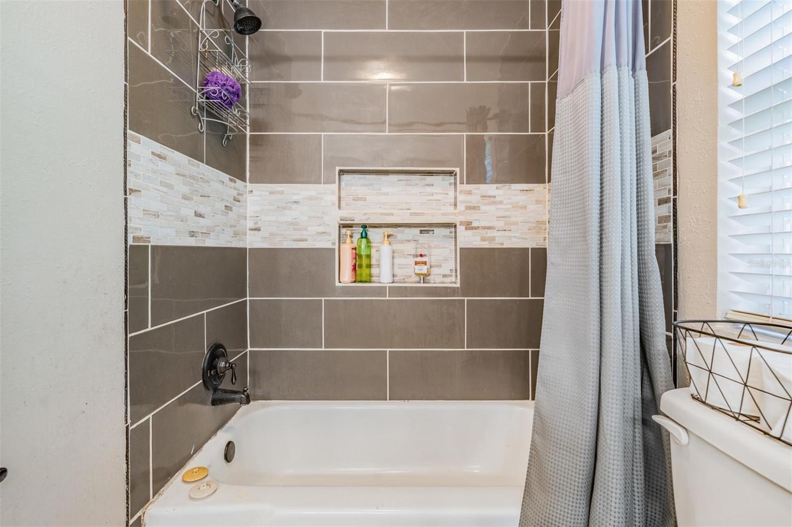 FAIRLINGTON - Residential