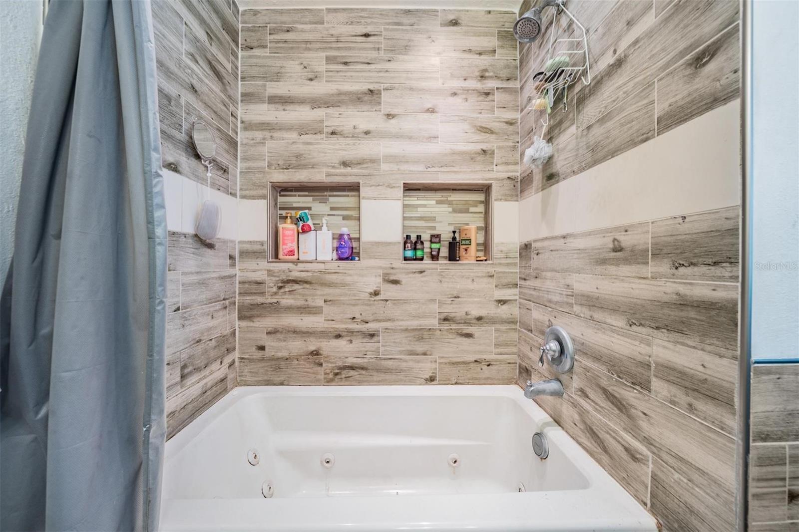 FAIRLINGTON - Residential