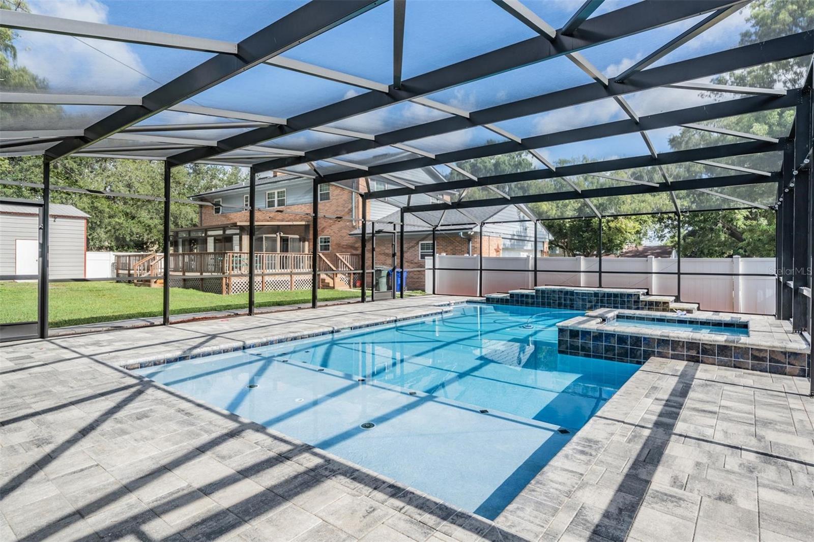 FAIRLINGTON - Residential