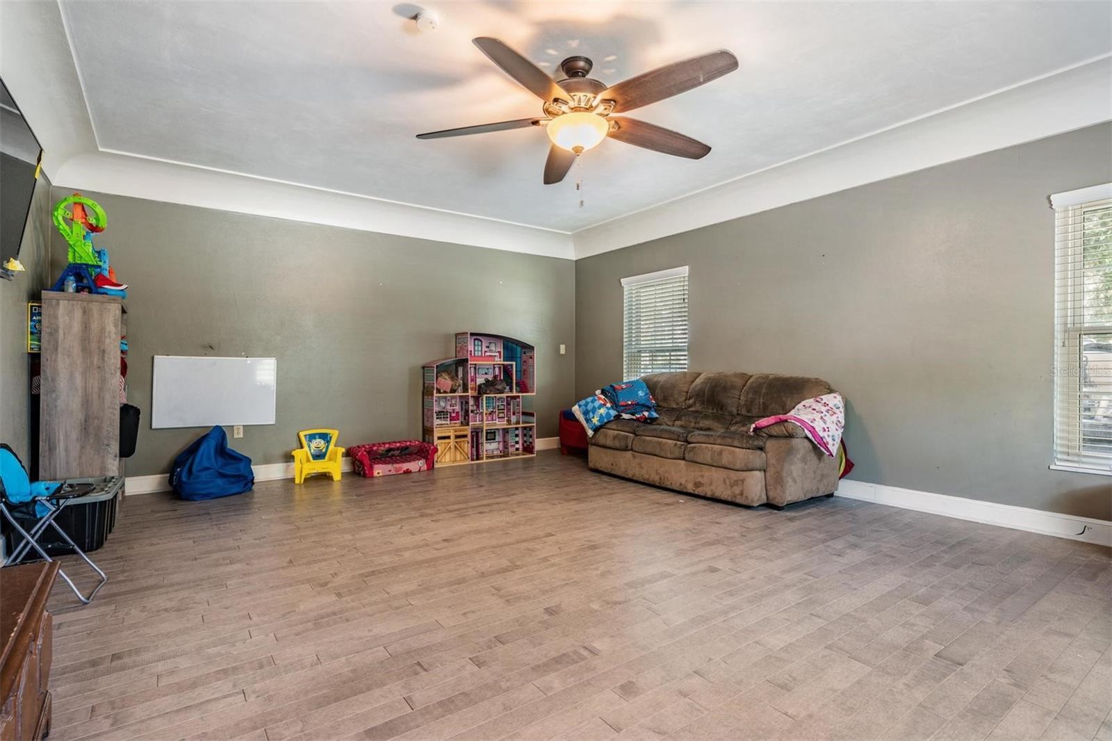 FAIRLINGTON - Residential
