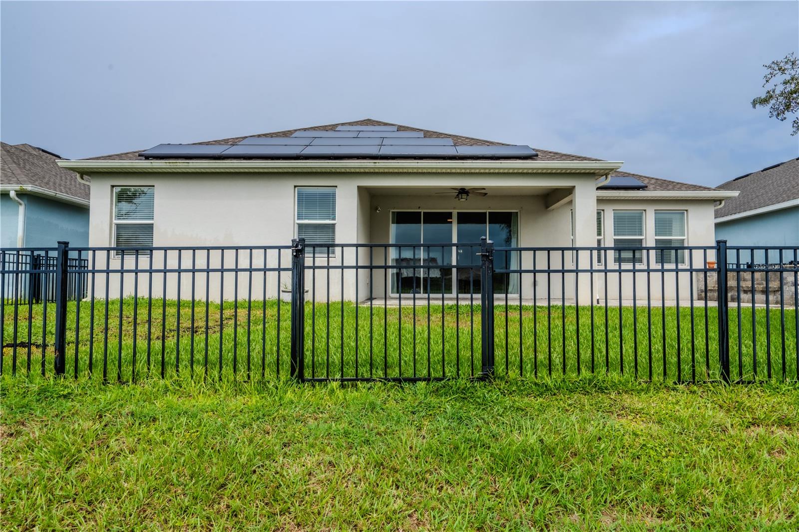 OAKS/MOSS PARK PH 4 - Residential Lease