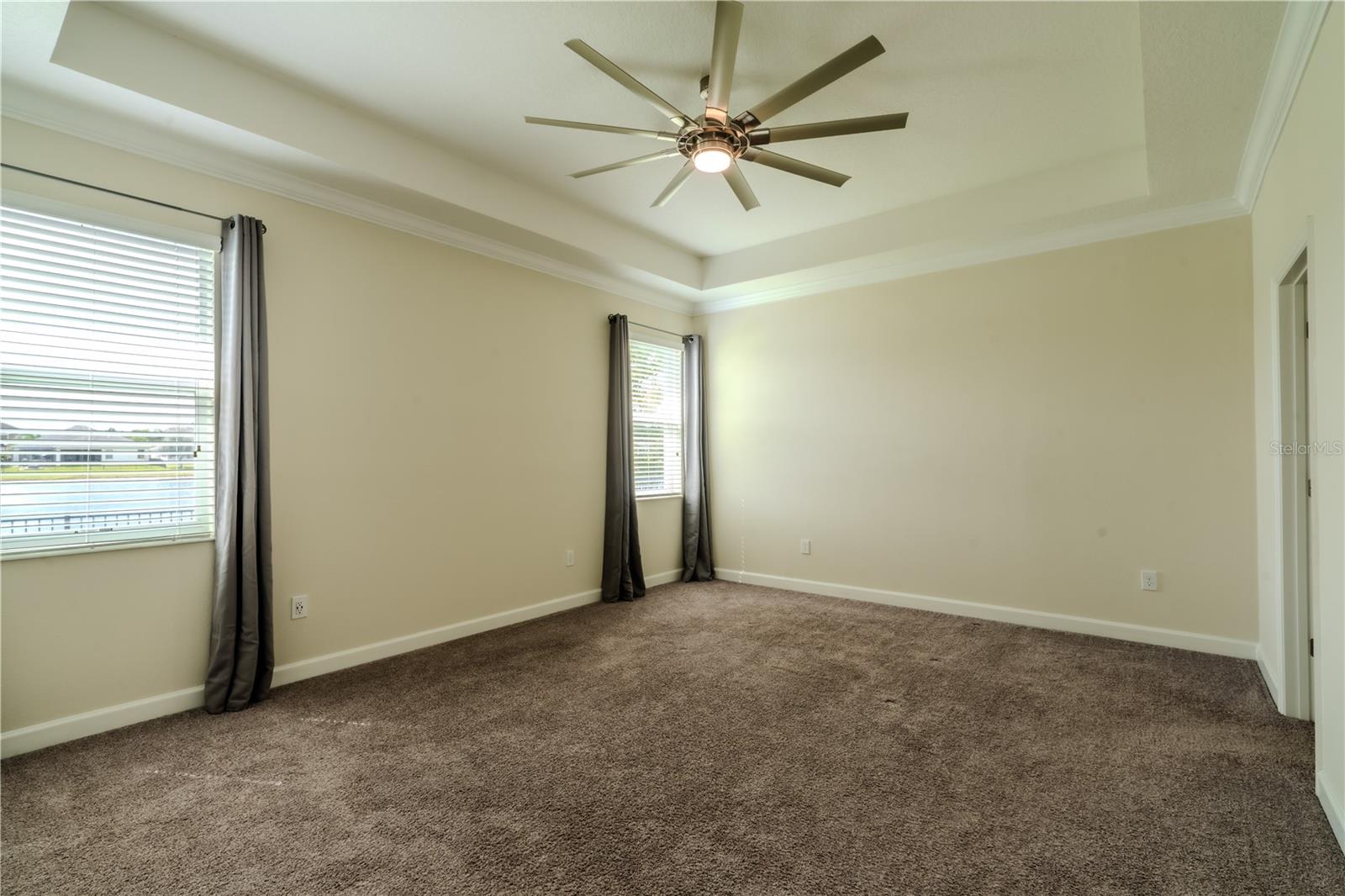 OAKS/MOSS PARK PH 4 - Residential Lease