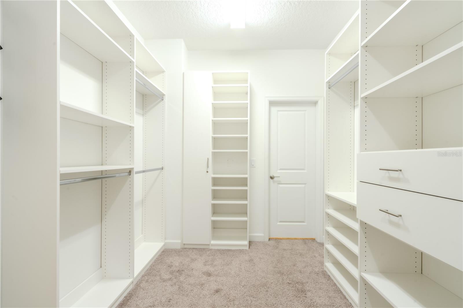 OAKS/MOSS PARK PH 4 - Residential Lease