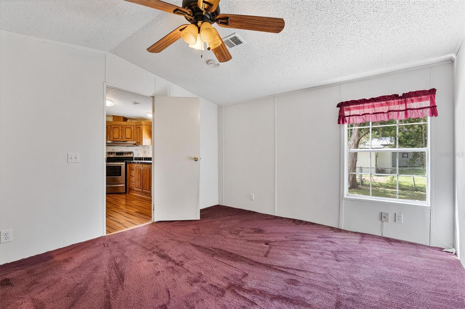 BREEZEWOOD ESTATES - Residential