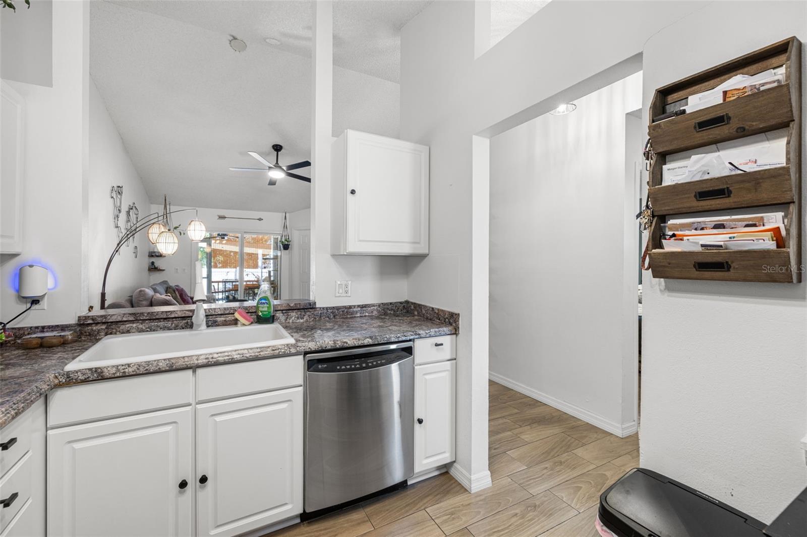 CLOVERPLACE CONDO - Residential Lease