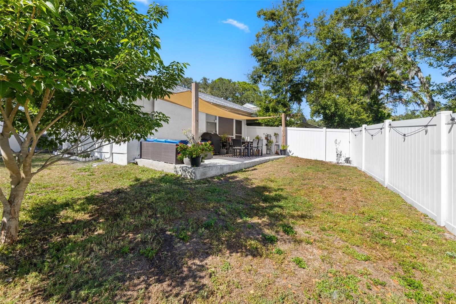 CLOVERPLACE CONDO - Residential Lease