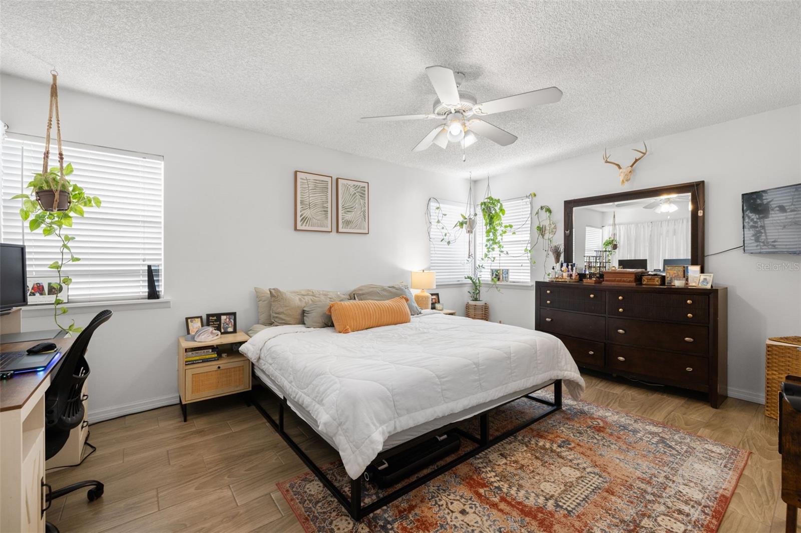 CLOVERPLACE CONDO - Residential Lease