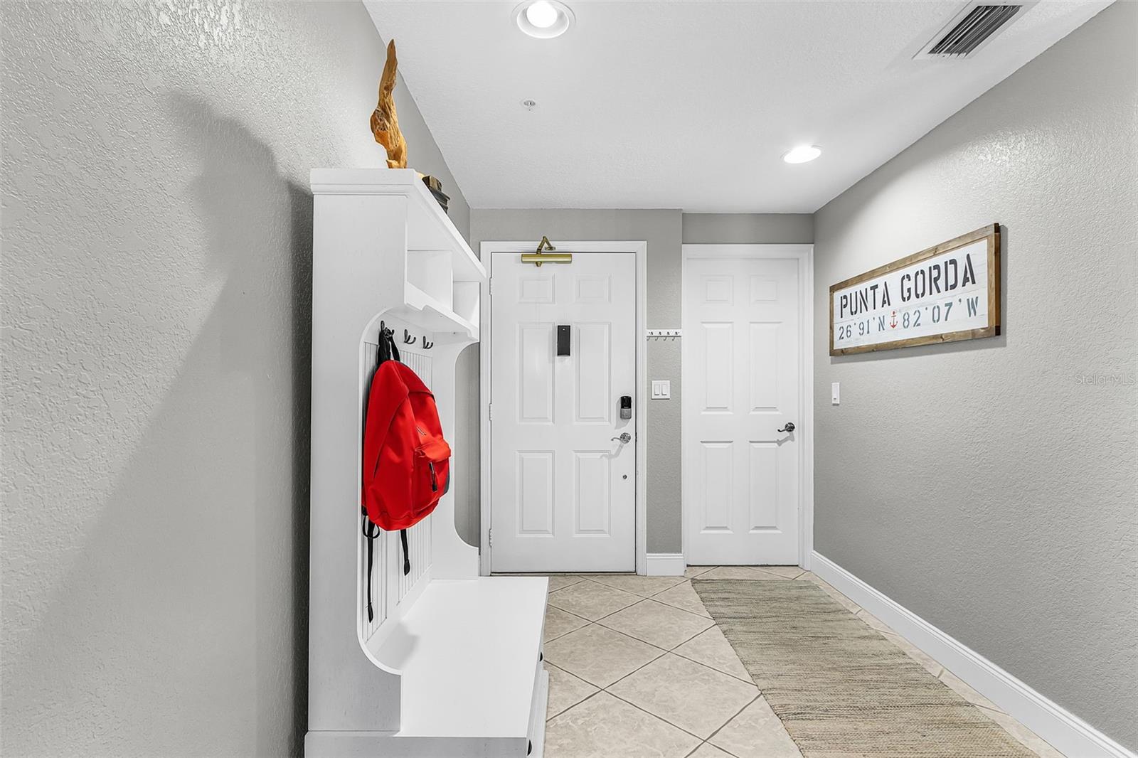 TIDES/MARINA TOWERS - Residential