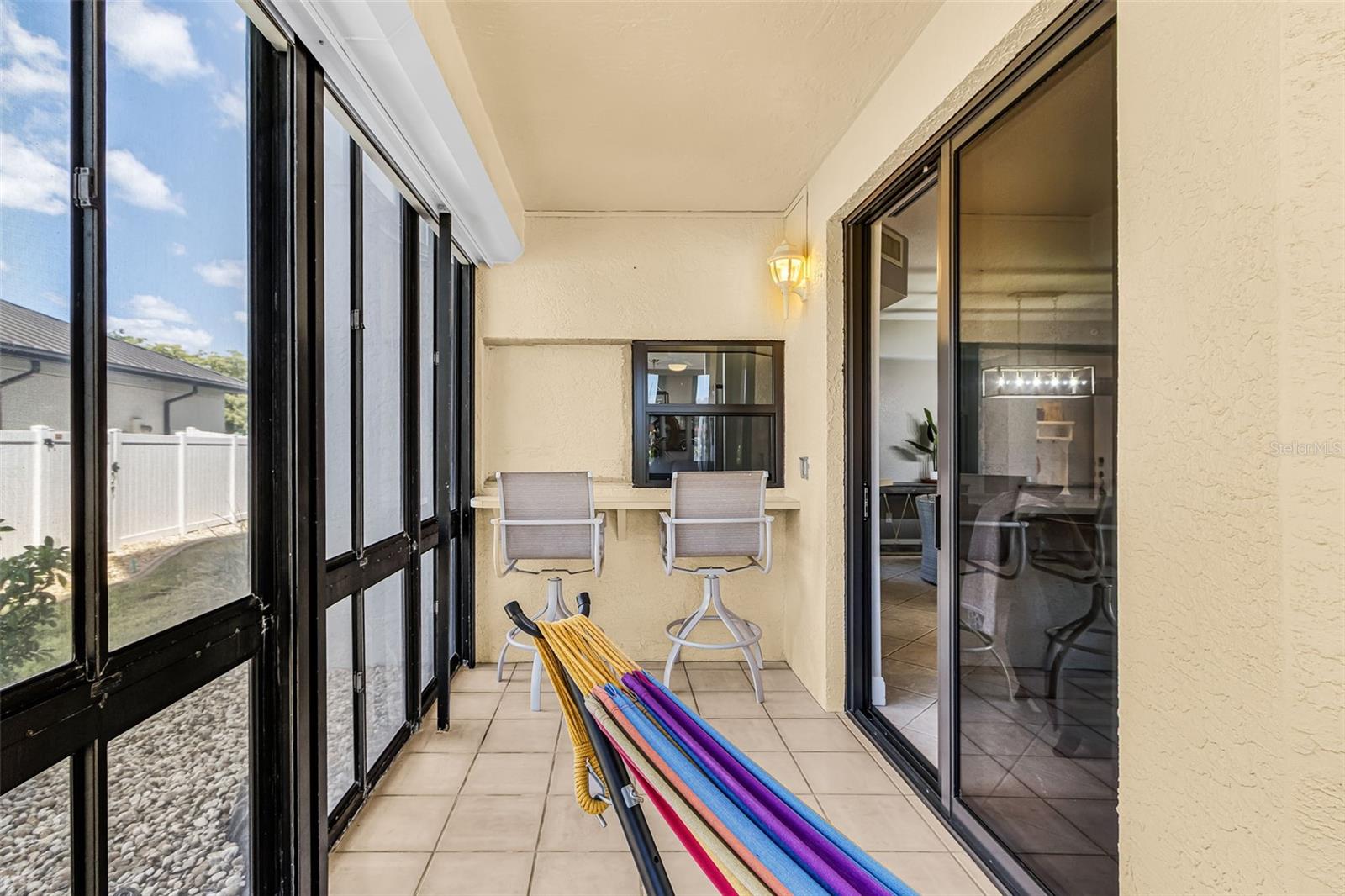 TIDES/MARINA TOWERS - Residential