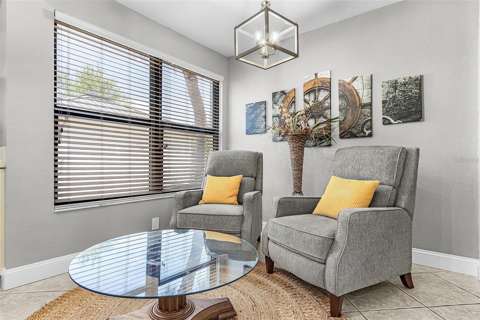 TIDES/MARINA TOWERS - Residential