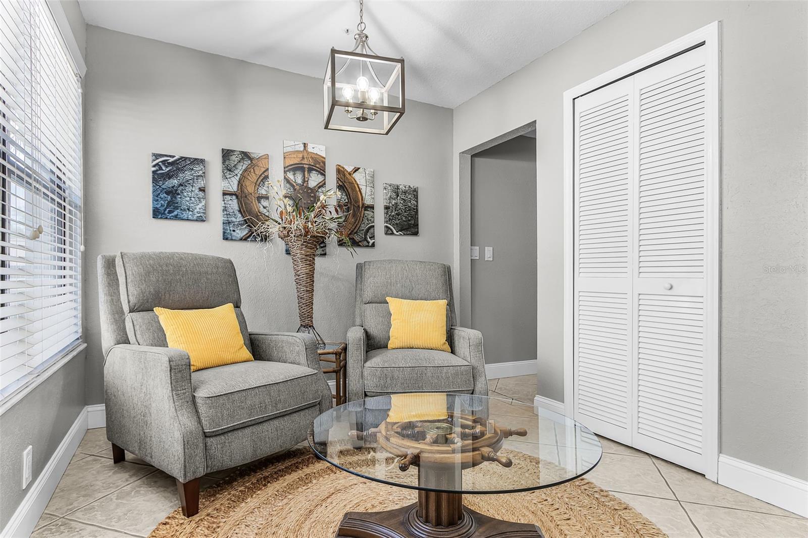 TIDES/MARINA TOWERS - Residential